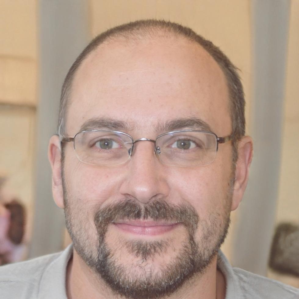 Bağımlılık danışmanı Kemal Özkan